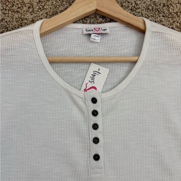 Times Two Fall Maternity Shirt Bundle- Size L - Picture 12 of 15